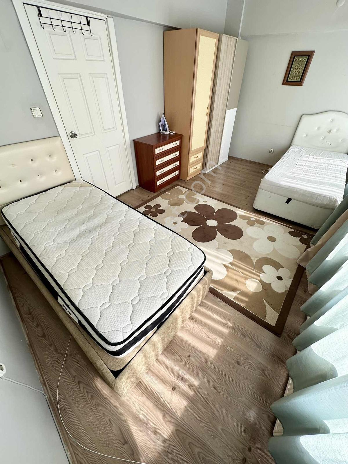 Setbaşı/yeşilde/ Cadde Üzeri Eşyalı Kiralık Tripleks Müstakil - Görsel 16