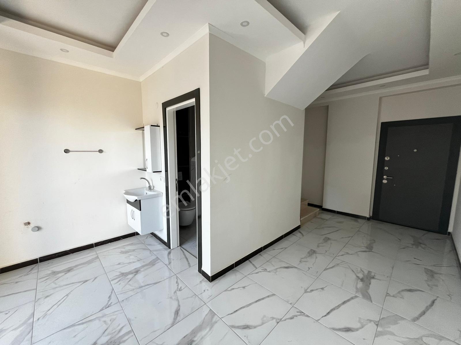 Alanya Çıplaklıda 3+1 Ayrı Mutfak Kiralık Daire - Görsel 19