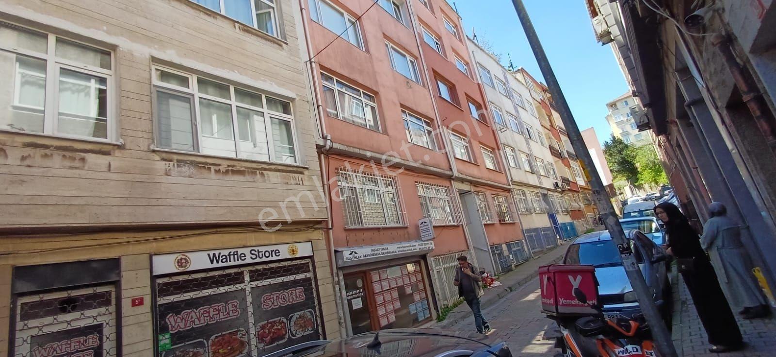 Eyüpsultan Akarçeşmede Satılık Dükkan - Görsel 4