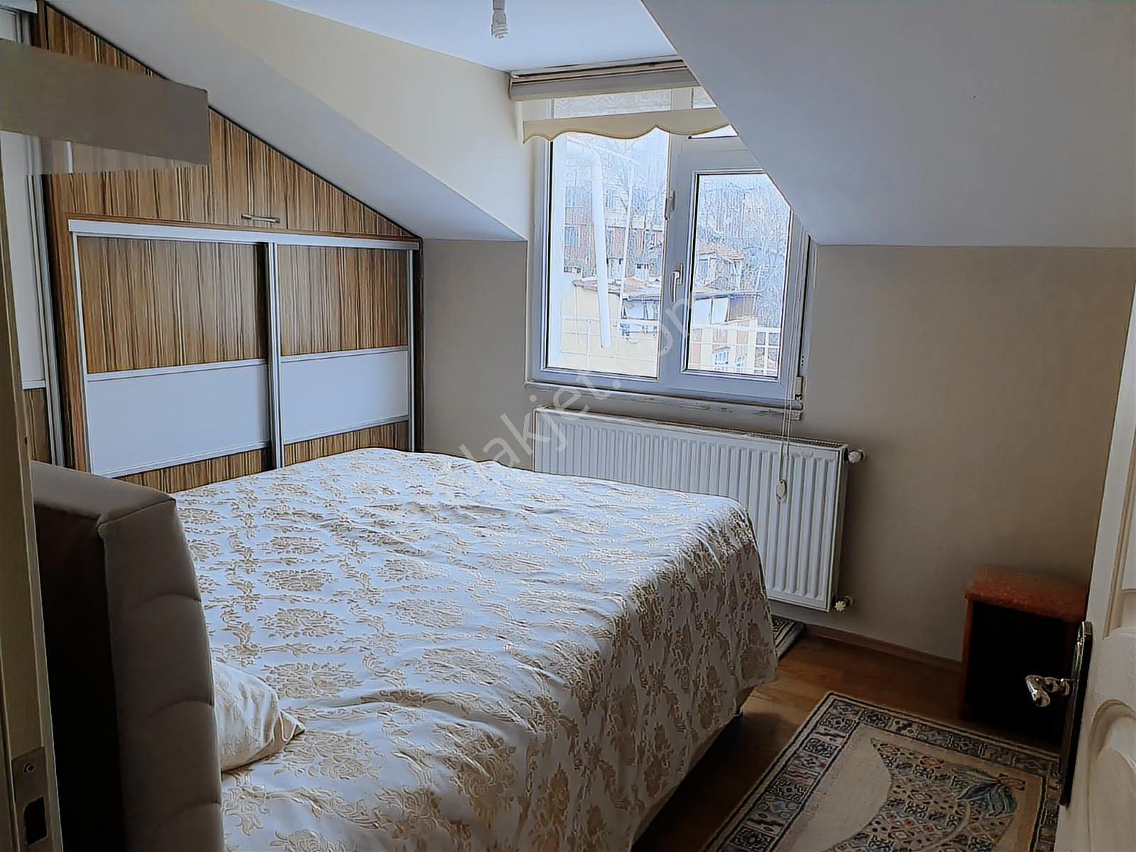 Eyüpsultan İslambey Caddesinde Satılık 3+1 190 M2 Dübleks Daire - Görsel 8