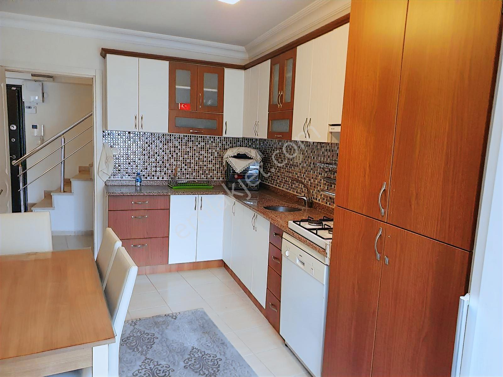 Eyüpsultan İslambey Caddesinde Satılık 3+1 190 M2 Dübleks Daire - Görsel 17