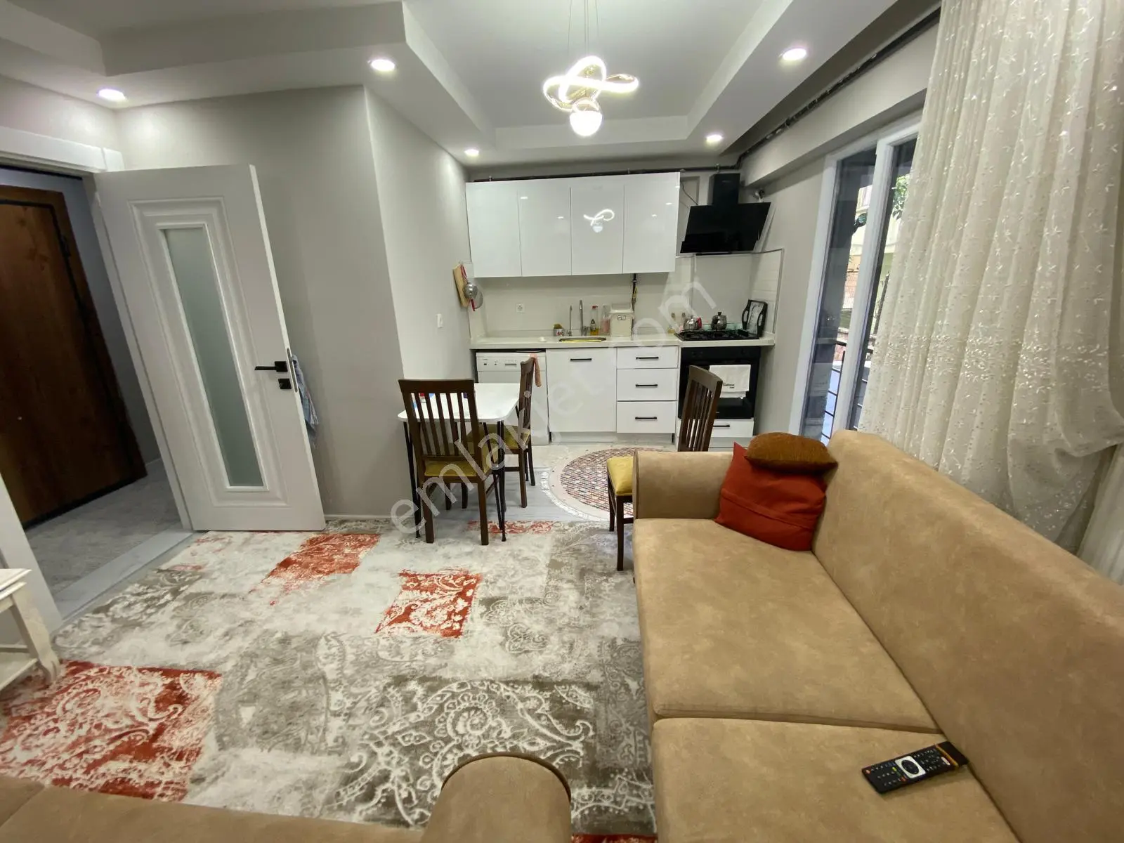 Başokur'dan Bahçelievler Şirinevler,de 2+2 Ters Dubleks Daire