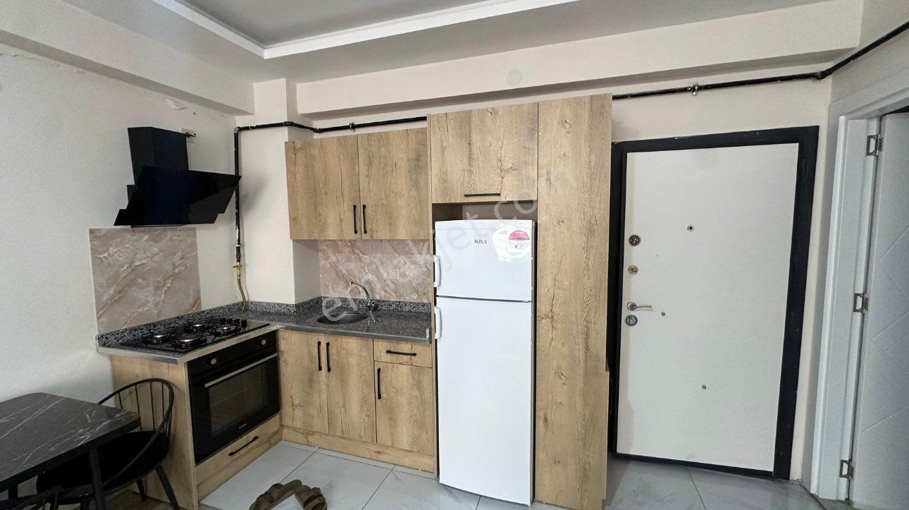 Deniz Gayrimenkul’den İmam Bakır’da+lüx+ful Eşyalı+güvenlikli Kiralık 1+1 Daire - Görsel 12