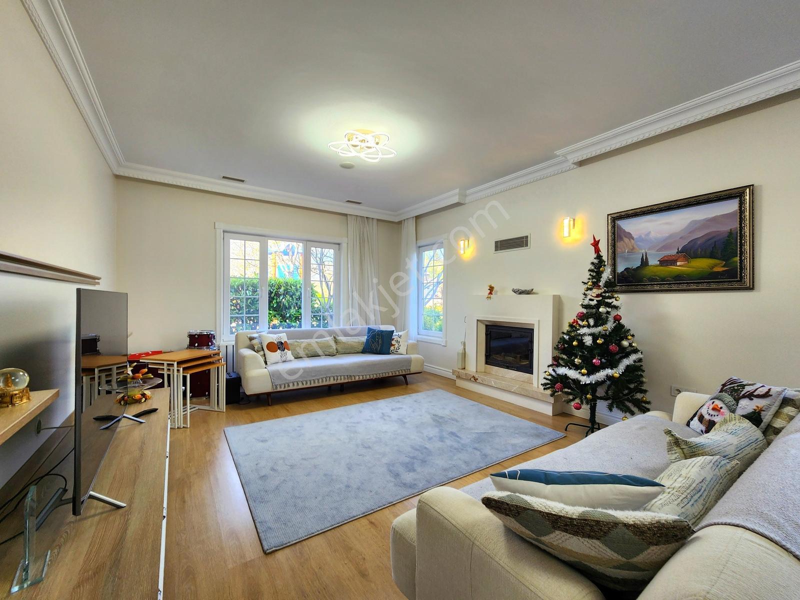 Re/max'tan Silivri Saral Onaterde Satılık Müstakil 4+1 Villa - Görsel 21