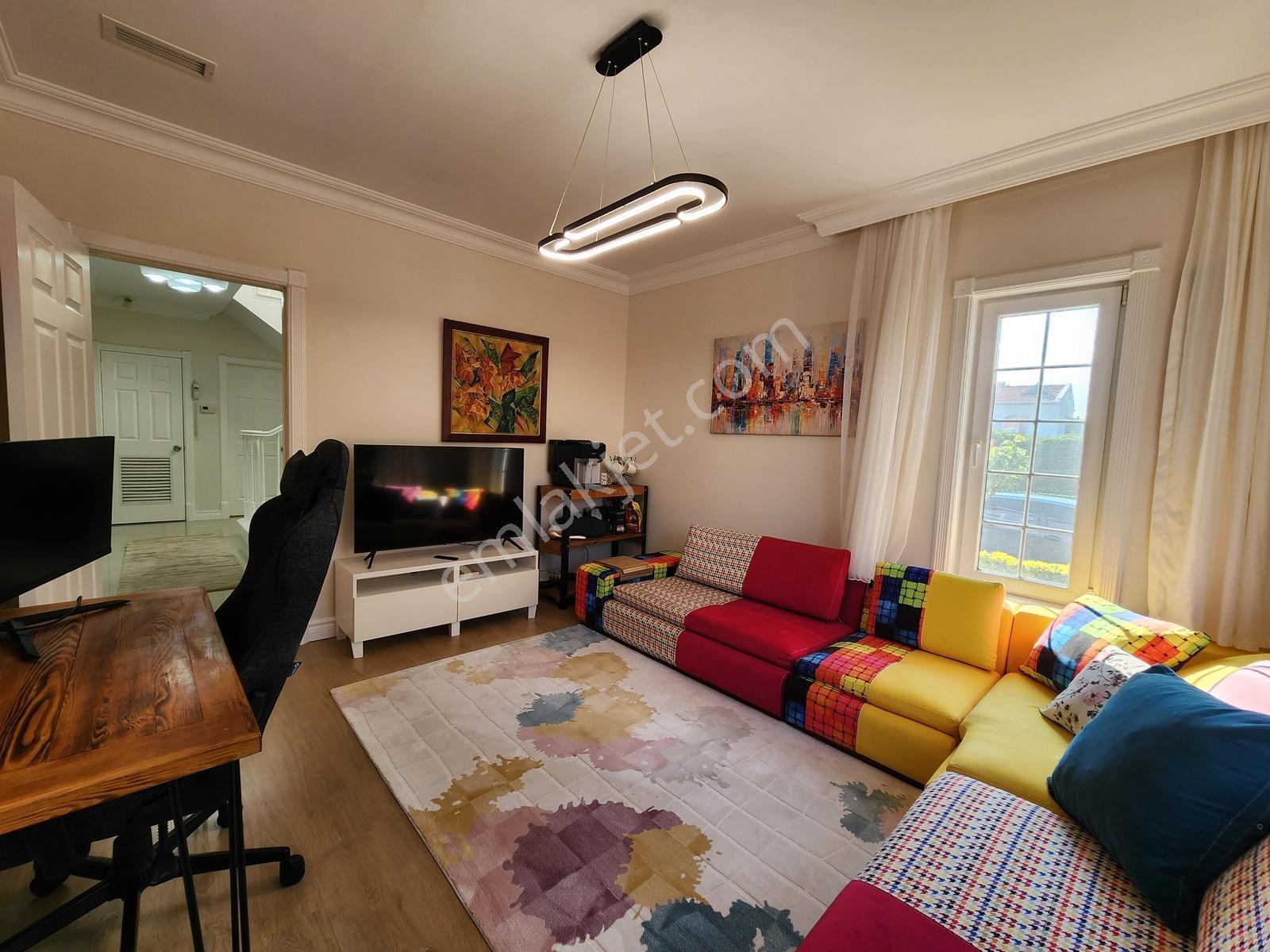 Re/max'tan Silivri Saral Onaterde Satılık Müstakil 4+1 Villa - Görsel 23
