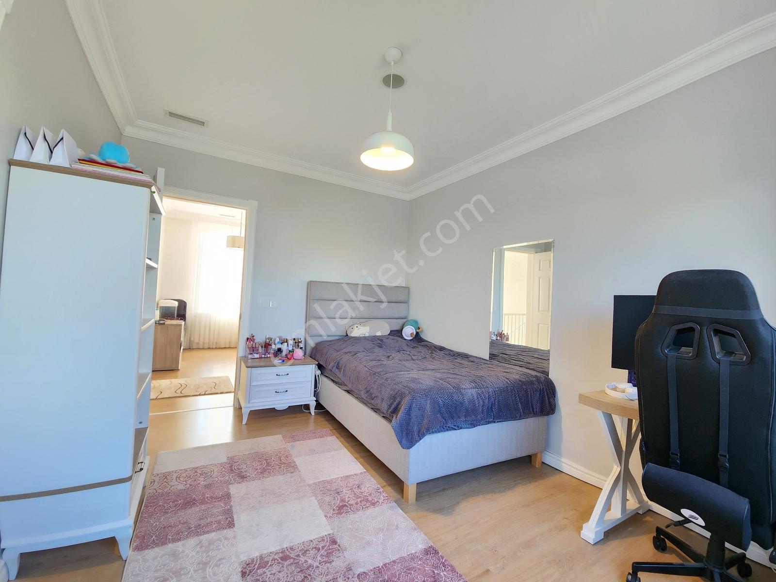 Re/max'tan Silivri Saral Onaterde Satılık Müstakil 4+1 Villa - Görsel 29