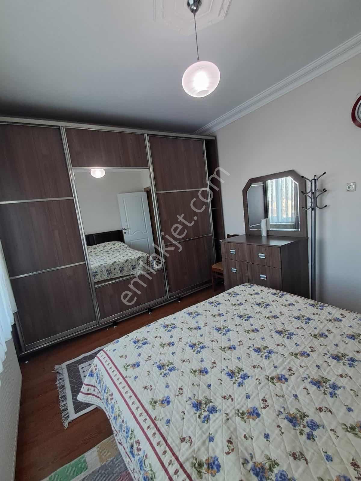 Ege Emlak'tan İspat Cami Mah'de Eşyalı Kiralık 3+1 Daire - Görsel 17