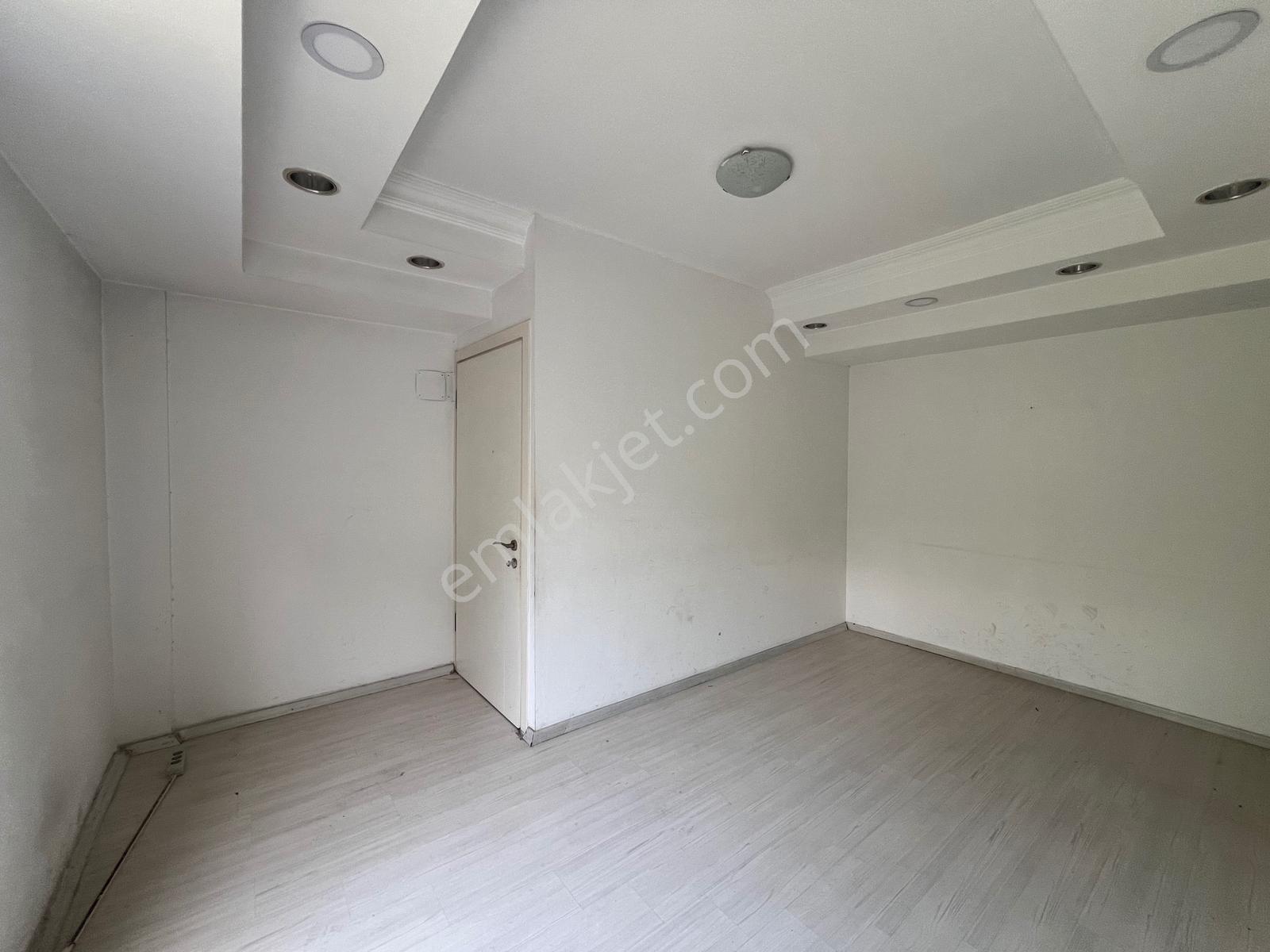 Fethiye Çarşı Caddesi'nde Kiralık Bahçeli Ticari Dükkan - Görsel 16