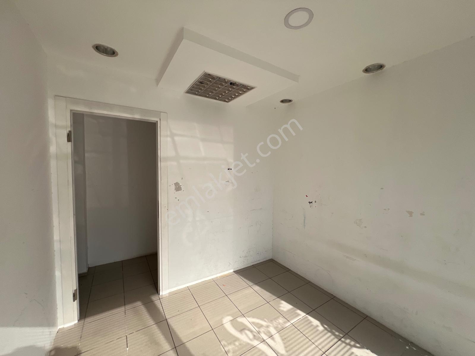 Fethiye Çarşı Caddesi'nde Kiralık Bahçeli Ticari Dükkan - Görsel 21