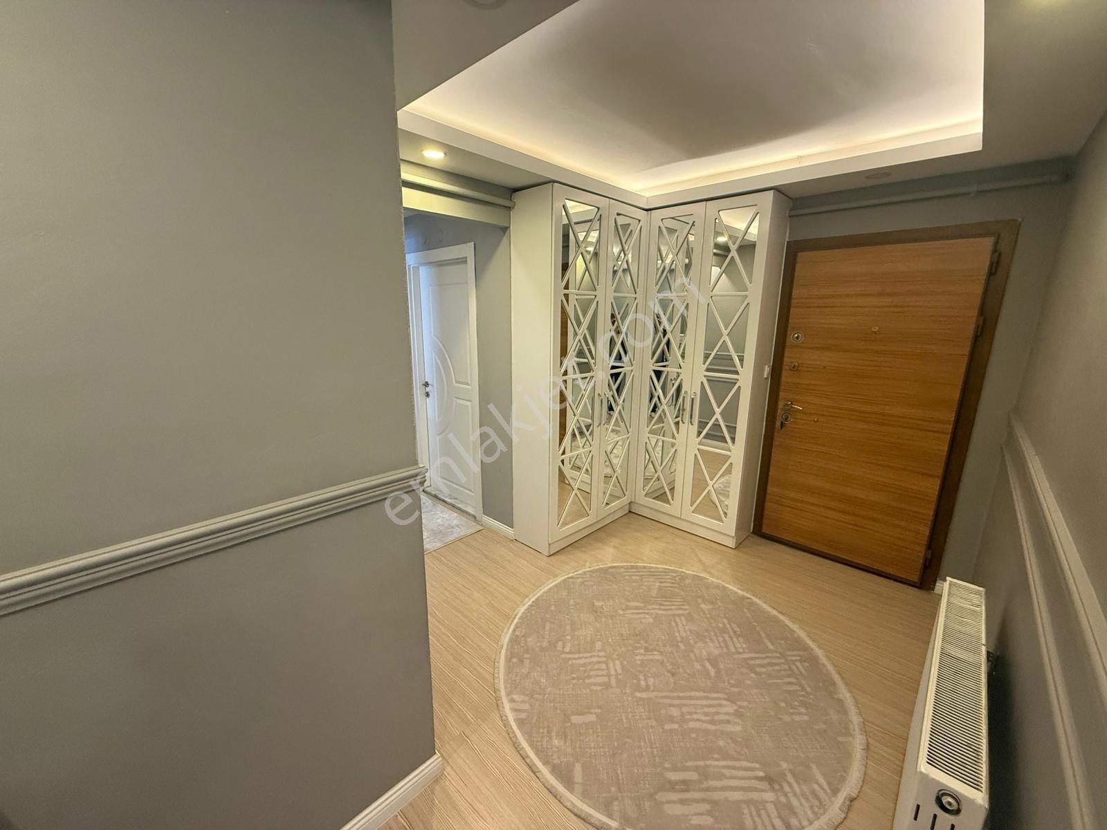 Krc'den Merkezi Konumda Lüks Sitede 4+1 Satılık Daire - Görsel 6