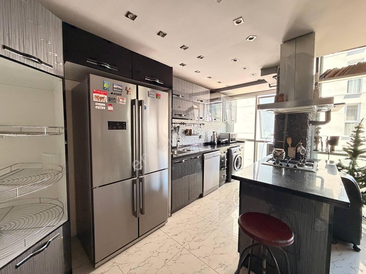 Emsalsiz...dev Pencereler Panjur Konforu Özel Tasarım Loft Daire - Görsel 11