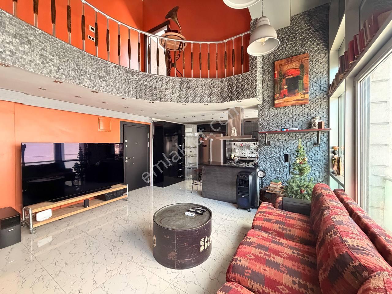 Emsalsiz...dev Pencereler Panjur Konforu Özel Tasarım Loft Daire