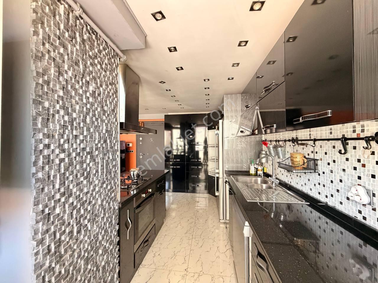Emsalsiz...dev Pencereler Panjur Konforu Özel Tasarım Loft Daire - Görsel 12