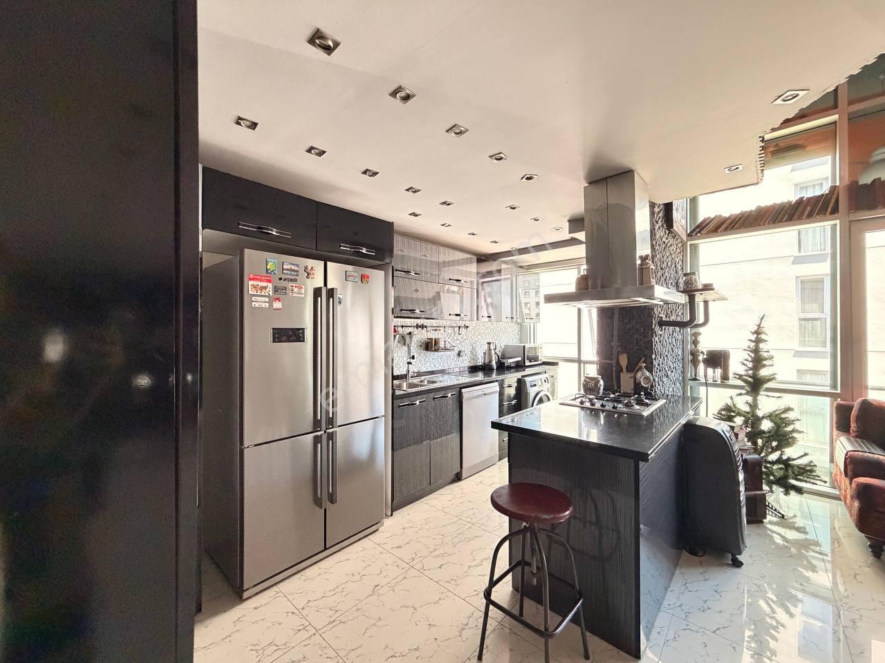 Emsalsiz...dev Pencereler Panjur Konforu Özel Tasarım Loft Daire - Görsel 10