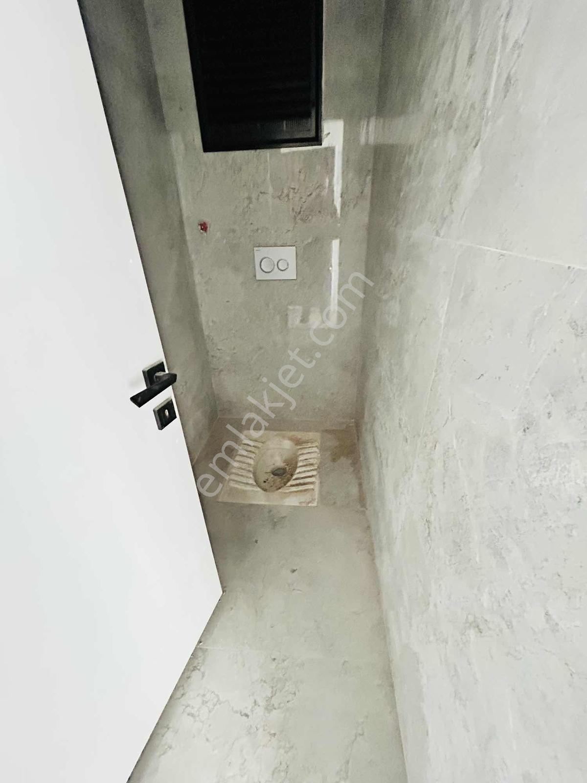 Asil Emlak'tan Muradiye Mah. Site İçersinde 3+1 Satılık Daire - Görsel 16