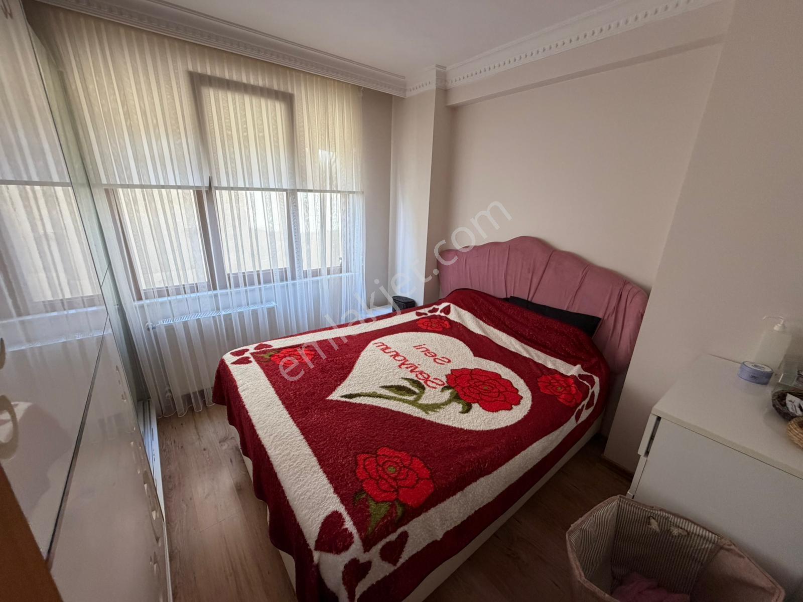 Şeref Emlak Eşyalı Kiralık Daire 38,000 Tl - Görsel 3