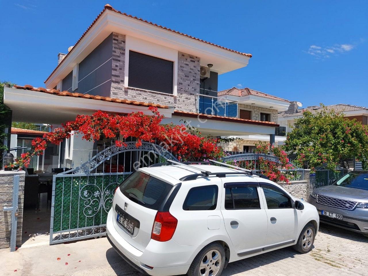 İzmir Çeşme Şifnede Havuzlu Geniş Bahçeli Kiralık Müstakil - Görsel 17