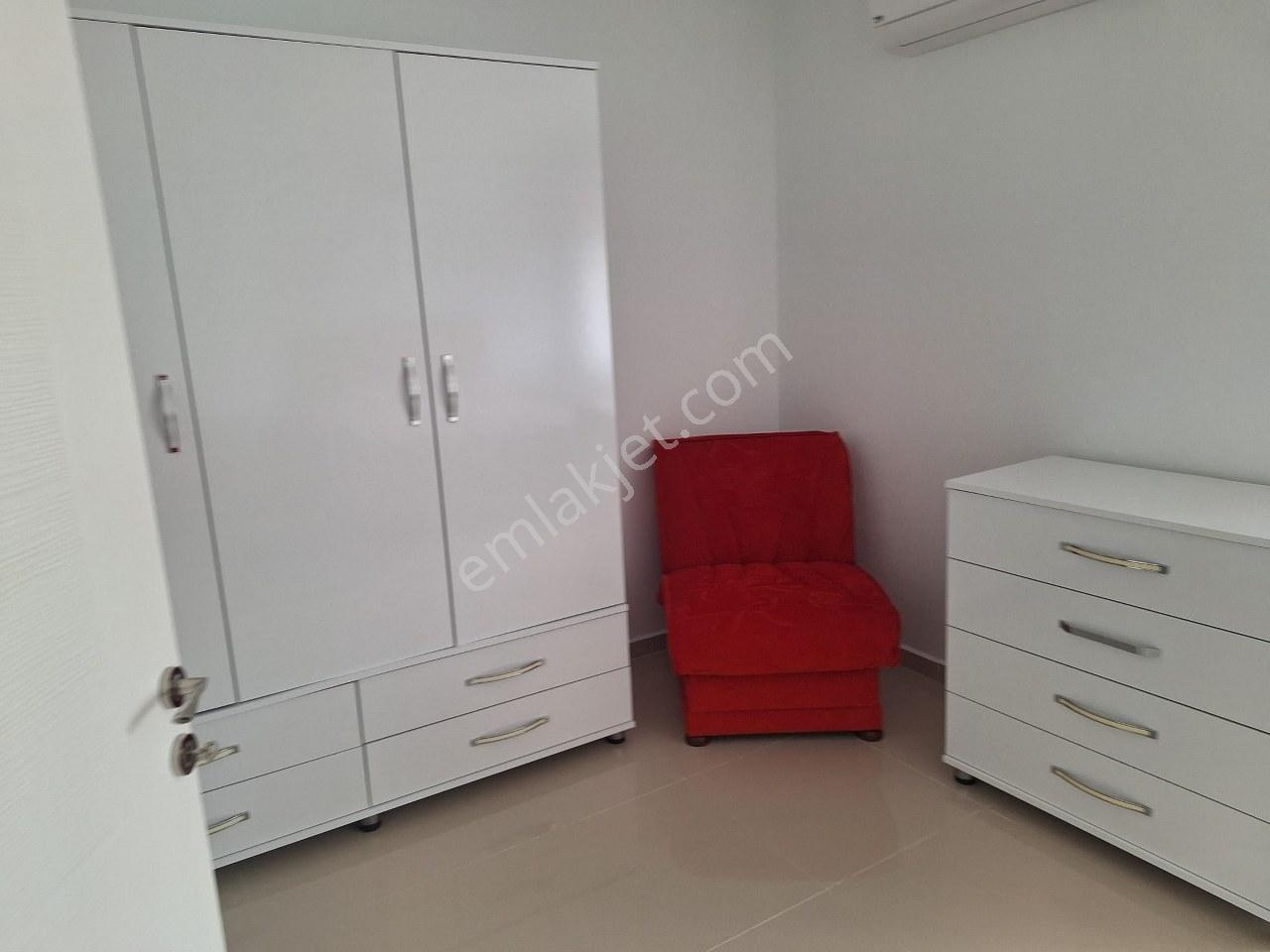 İzmir Çeşme Şifnede Havuzlu Geniş Bahçeli Kiralık Müstakil - Görsel 2
