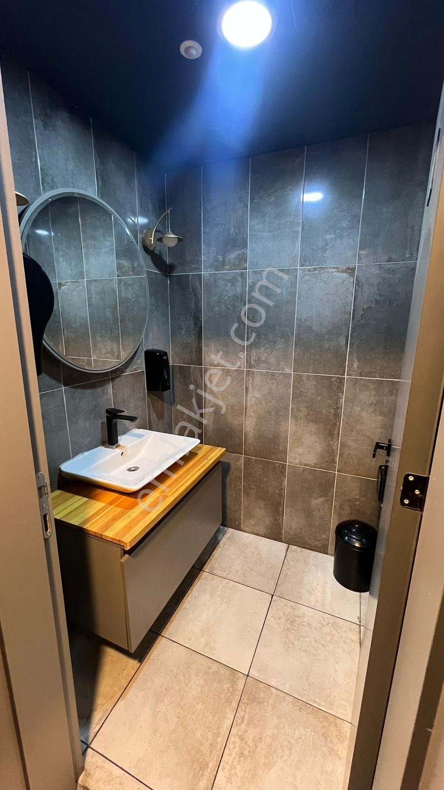 Başkent Emlak Konutları Doğukent Bulv. Yapılı Kiralık Dükkan - Görsel 4