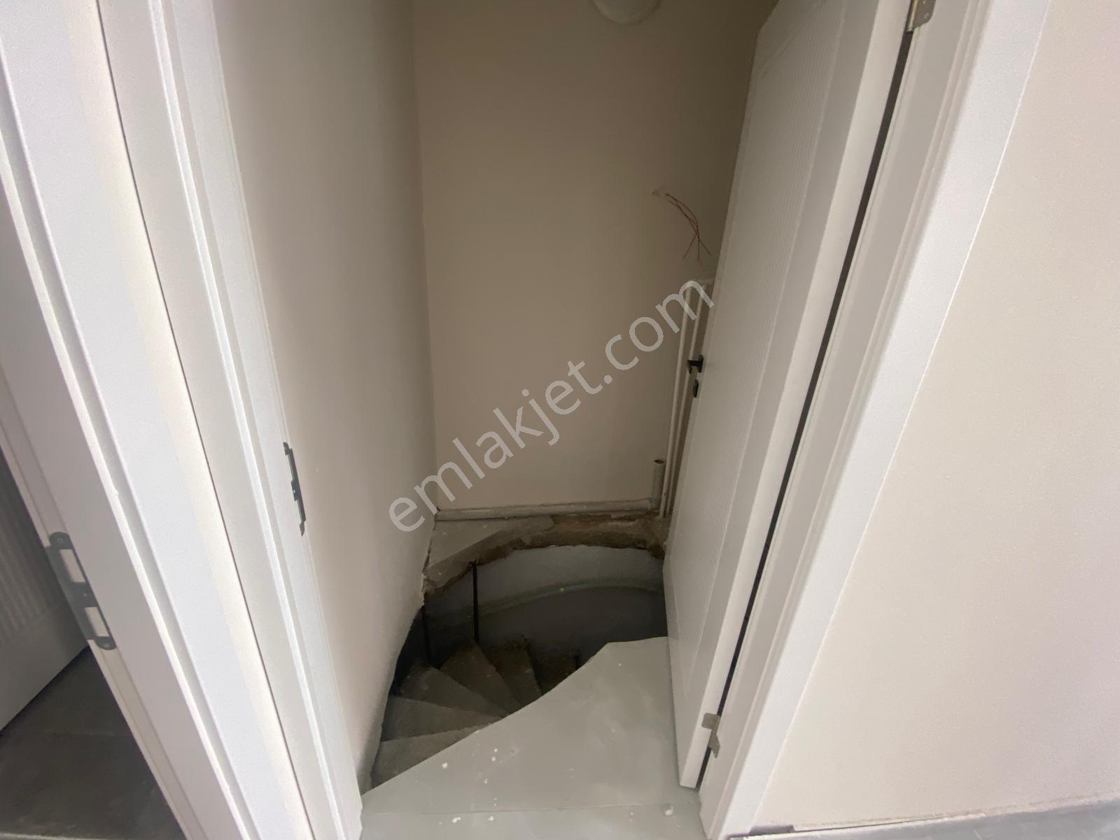 Sincan Plevnede 160m2 Full Yapılı Depolu Satılık Dükkan - Görsel 26