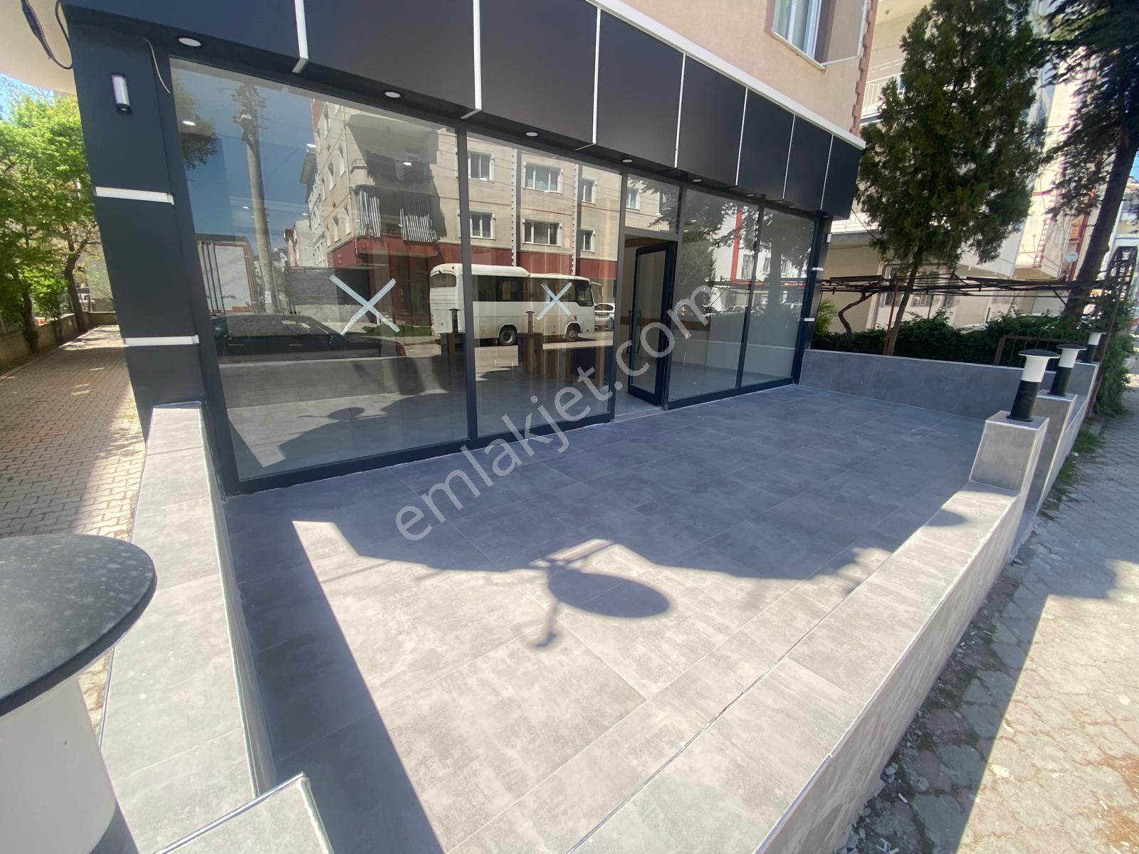 Sincan Plevnede 160m2 Full Yapılı Depolu Satılık Dükkan