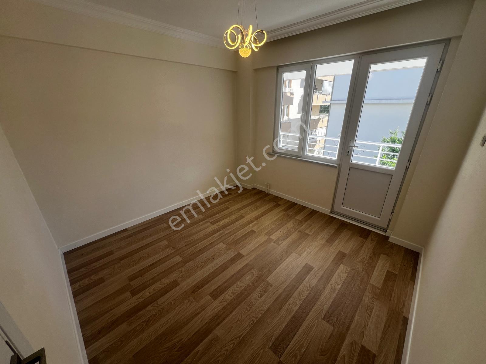 Yiğit'ten Akçay Sarıkızda Ara Kat Full Yapılı Lüks 2+1 Daire - Görsel 31