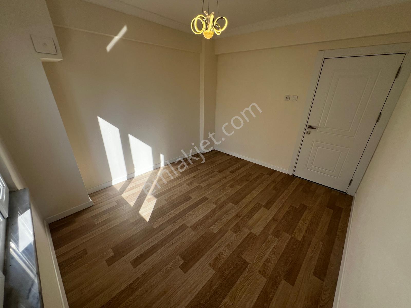 Yiğit'ten Akçay Sarıkızda Ara Kat Full Yapılı Lüks 2+1 Daire - Görsel 21