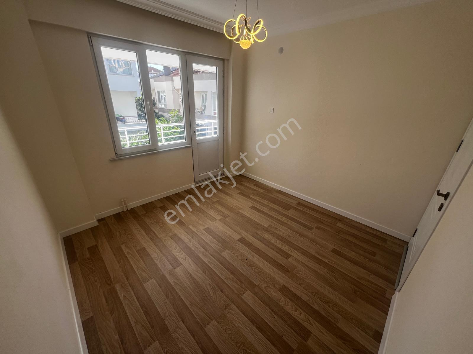 Yiğit'ten Akçay Sarıkızda Ara Kat Full Yapılı Lüks 2+1 Daire - Görsel 28