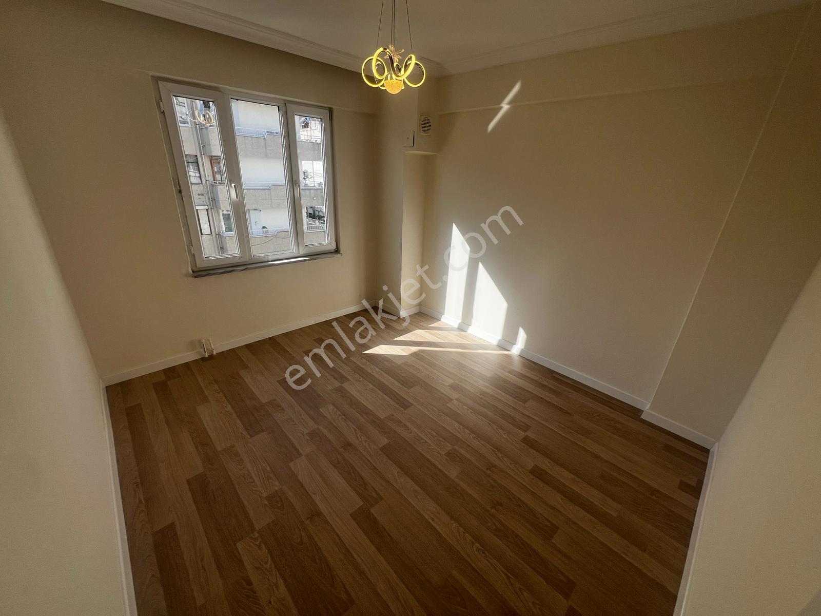 Yiğit'ten Akçay Sarıkızda Ara Kat Full Yapılı Lüks 2+1 Daire - Görsel 24