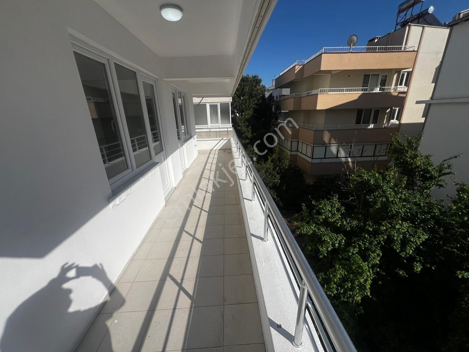 Yiğit'ten Akçay Sarıkızda Ara Kat Full Yapılı Lüks 2+1 Daire - Görsel 15