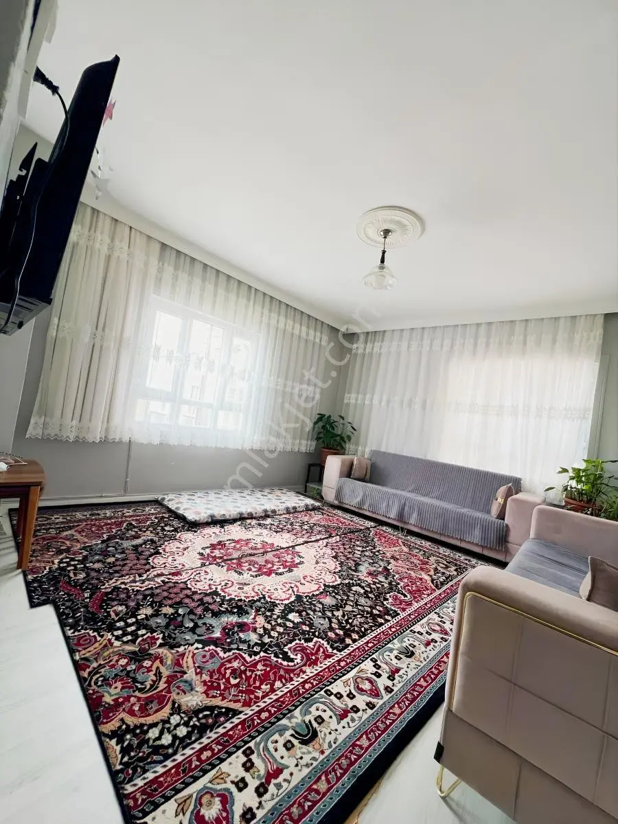 Ymz'den 60.yıl Mah'de Çift Cepheli Kattan Bölme Daire
