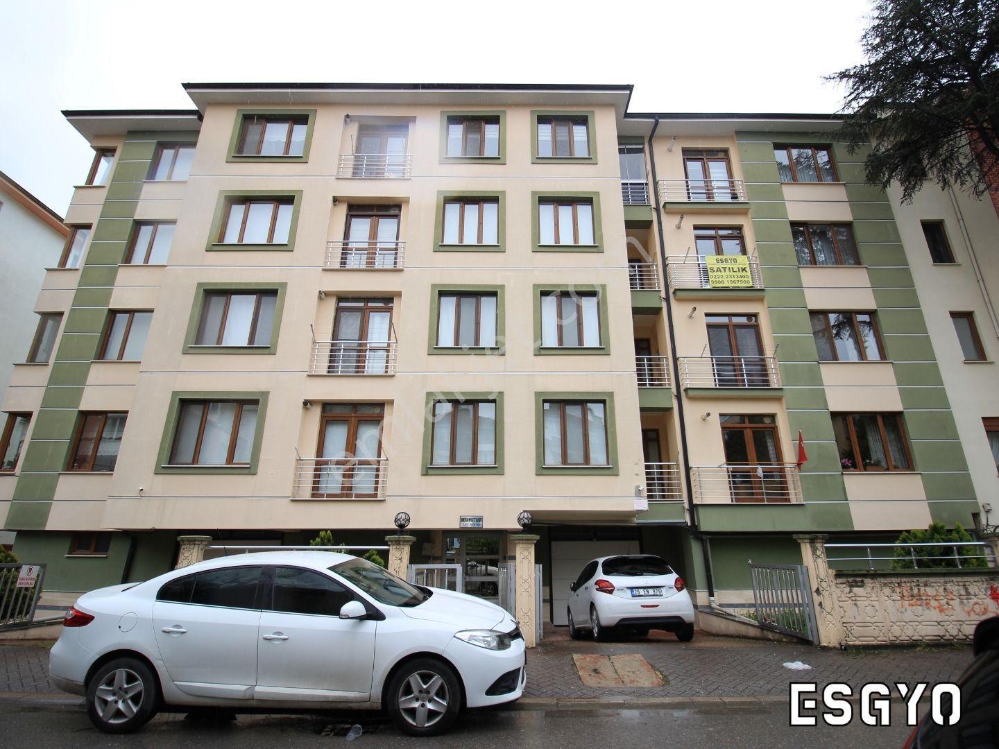 Esgyo'dan Vişnelik Mh Millet Bahçesi Arkasında 3+1 Bakımlı Daire