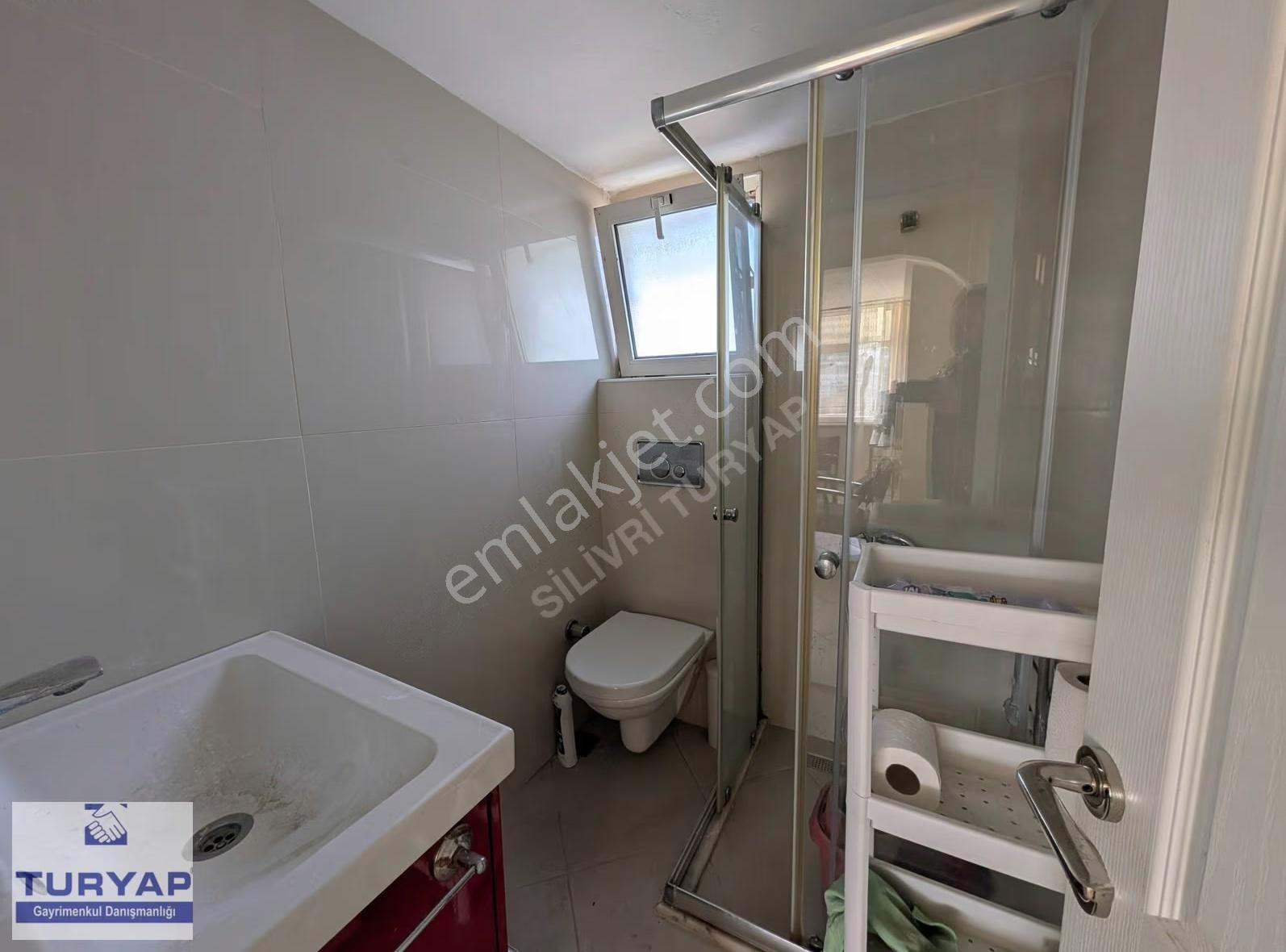 Turyap'tan Silivri'de Denize Sıfır Sitede Eşyalı 3+1 Kiralık - Görsel 2