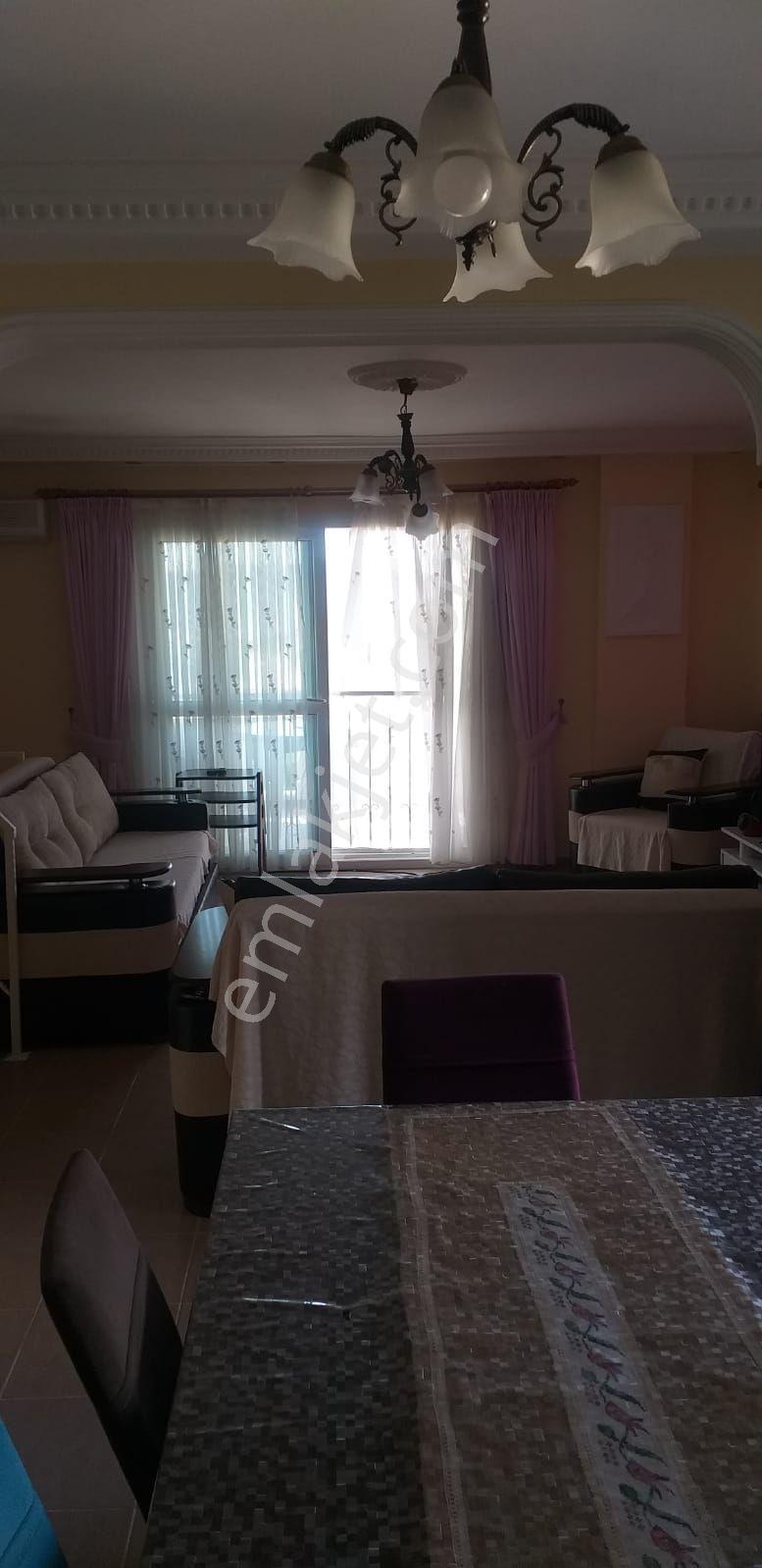 Kuşadası'nda Özel Havuzlu Deniz Manzaralı Eşyalı Kiralık Villa - Görsel 9