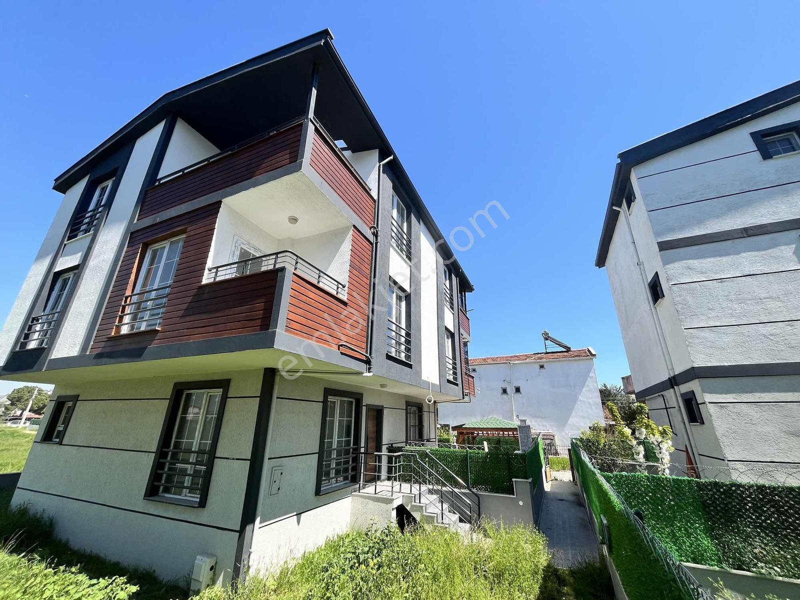꧁inforyap꧂ Denize Yürüme Mesafesinde Deniz Manzaralı Şık 4+1 - Görsel 4