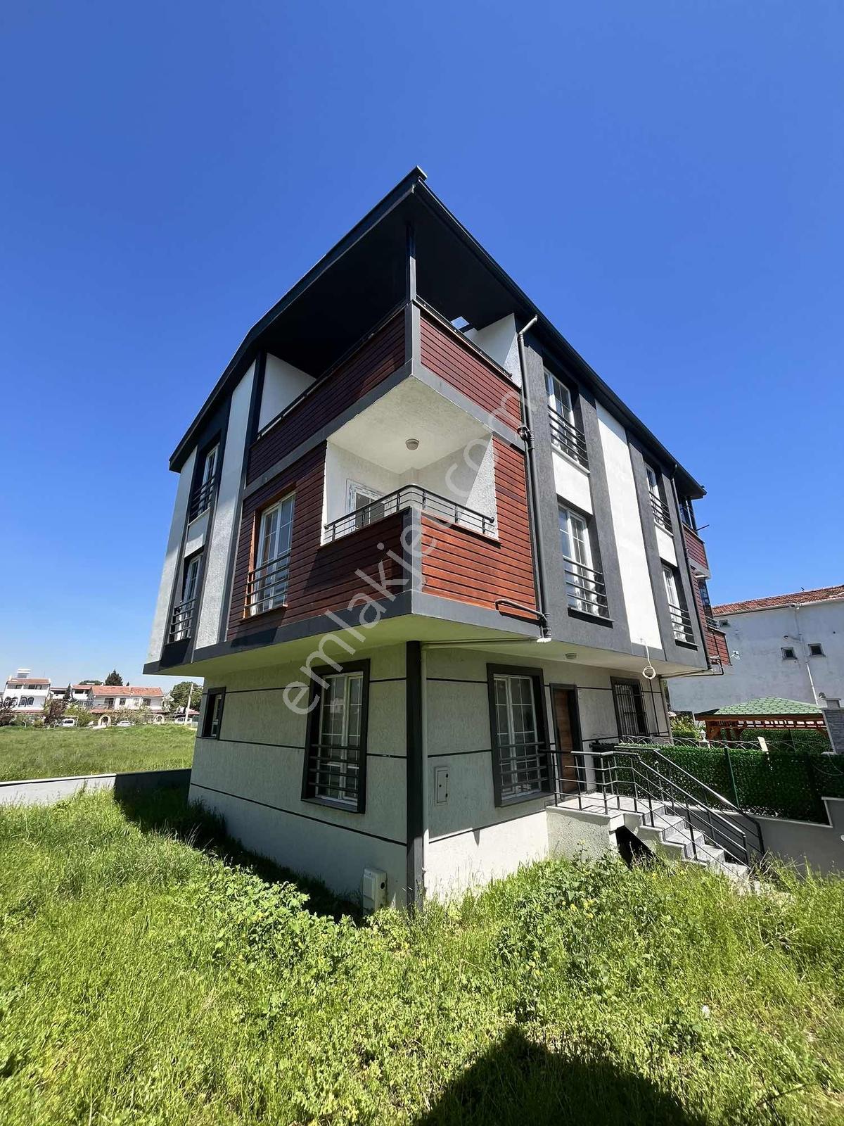꧁inforyap꧂ Denize Yürüme Mesafesinde Deniz Manzaralı Şık 4+1