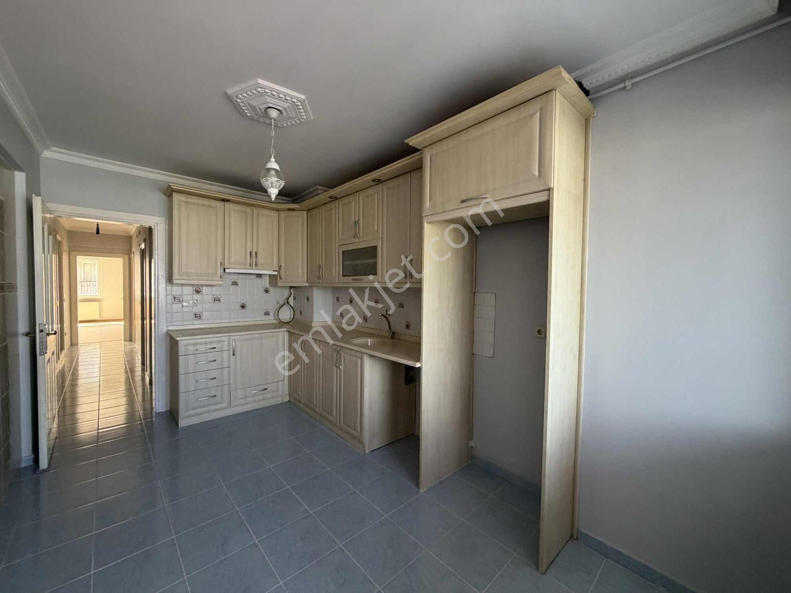 İlhan Rodoplu'dan Ertuğrul Da 3+1 Kiralık Daire - Görsel 3