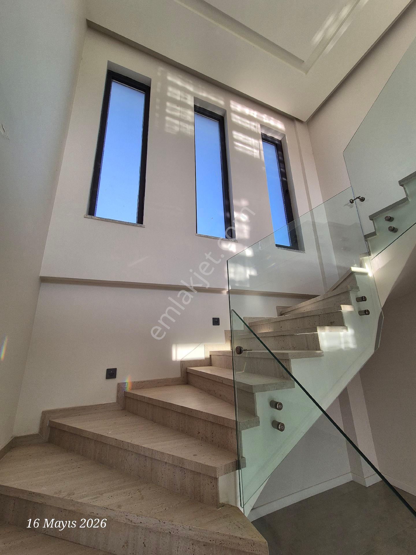 830 M2 Arsa Üzerinde.4+1 Müstakil Villa - Görsel 16