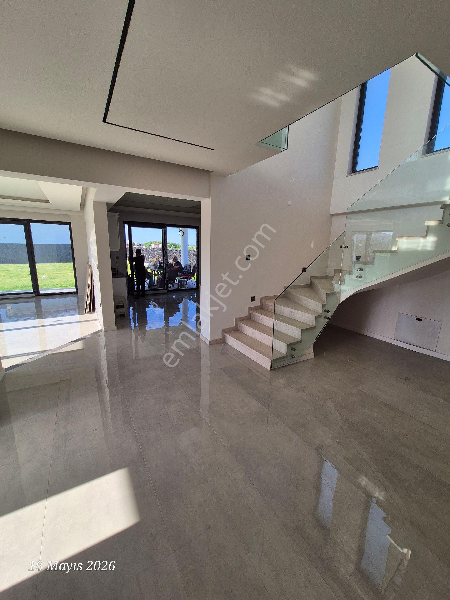 830 M2 Arsa Üzerinde.4+1 Müstakil Villa - Görsel 17