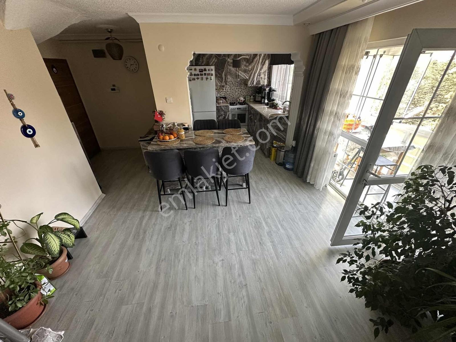 Şeyh Şamil Mahallesinde Site İçi Ana Caddeye Yakın Katta Dubleks - Görsel 23