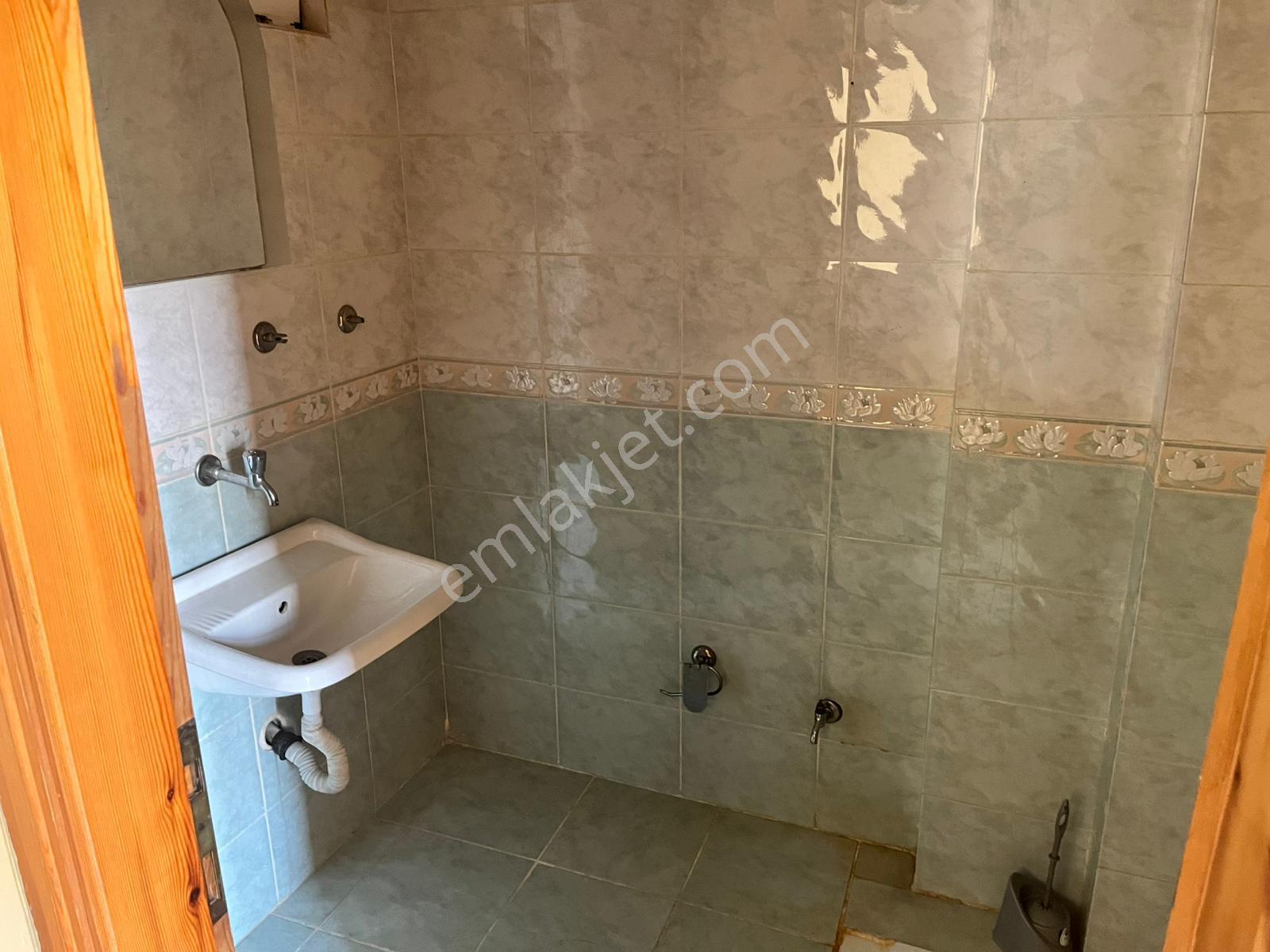 Atılım Gold Emlaktan Erzurum Mahallebaşında 2+1 Kilerli Kiralık Daire - Görsel 6