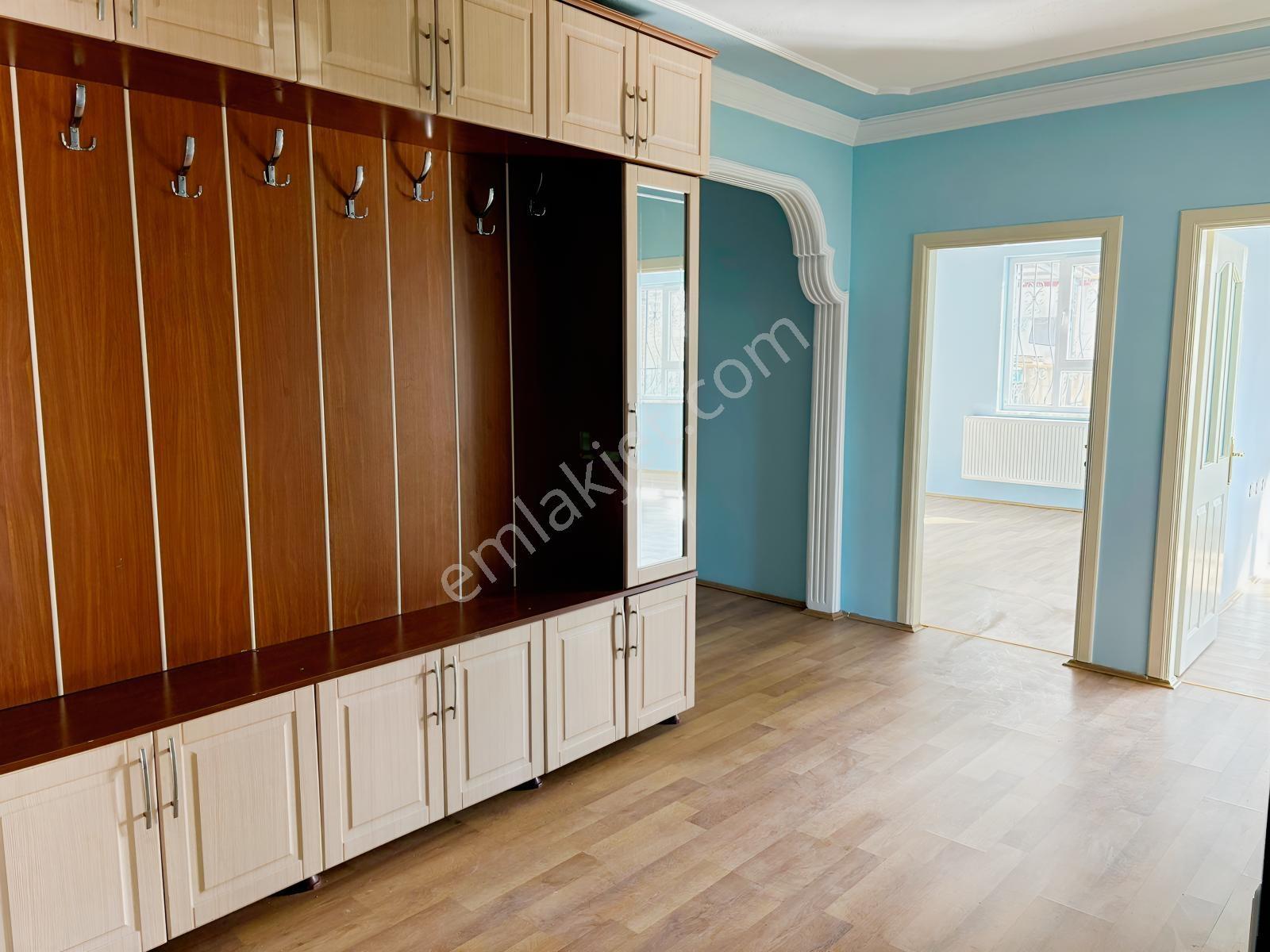 Türker Emlak'tan Geniş 2 Adet Bahçeli 3+1 Kiralık Daire - Görsel 20