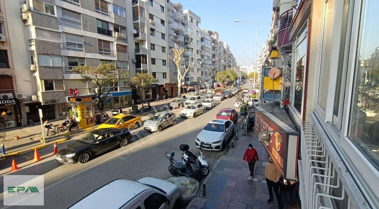 Mithatpaşa Cd.şehrin Tam Kalbinde,denize Yakın 3+1 Kiralık Daire - Görsel 11