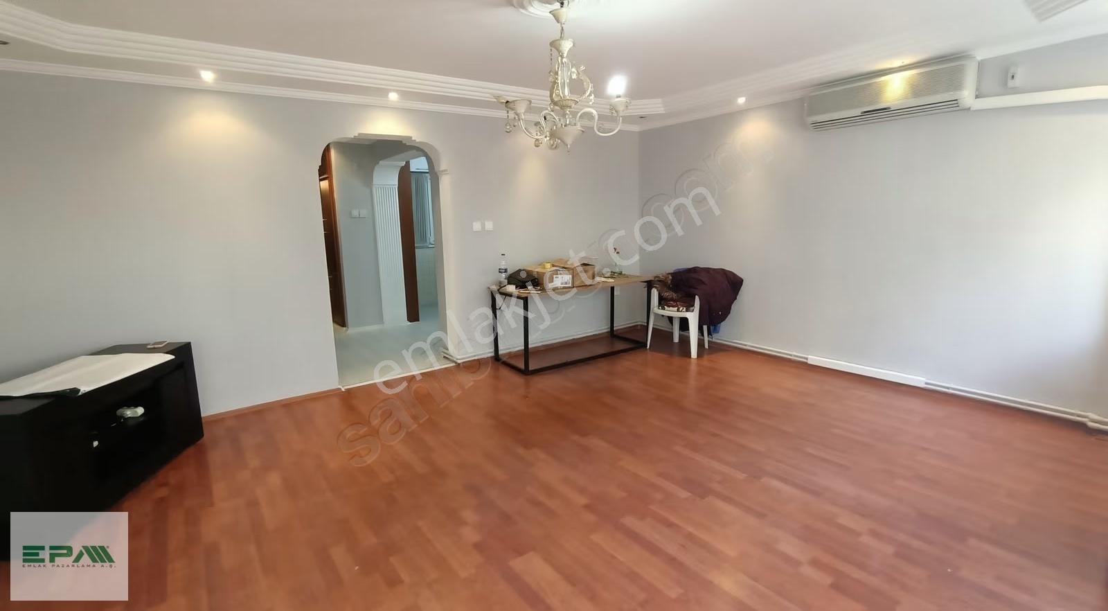 Mithatpaşa Cd.şehrin Tam Kalbinde,denize Yakın 3+1 Kiralık Daire - Görsel 10