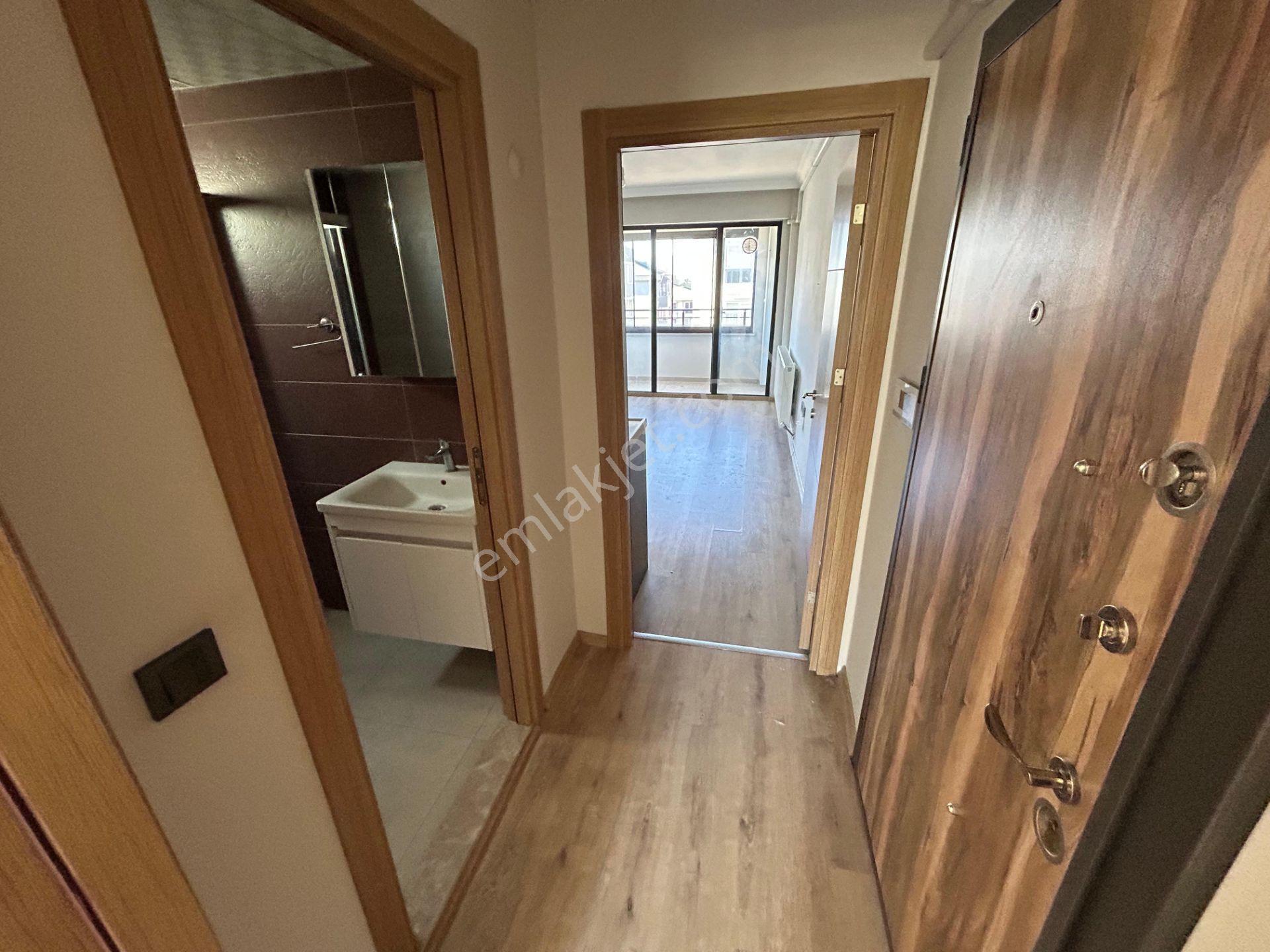 Bandırma Paşakentte Corner Suıtte 1+1 Kiralık Yeni Daire - Görsel 22