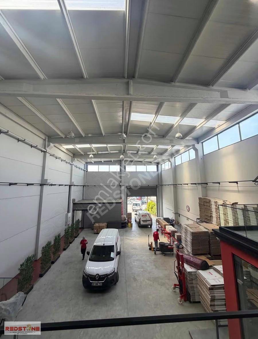 Redstone İdol Den İzmir Yolu Üzeri Satılık Hol