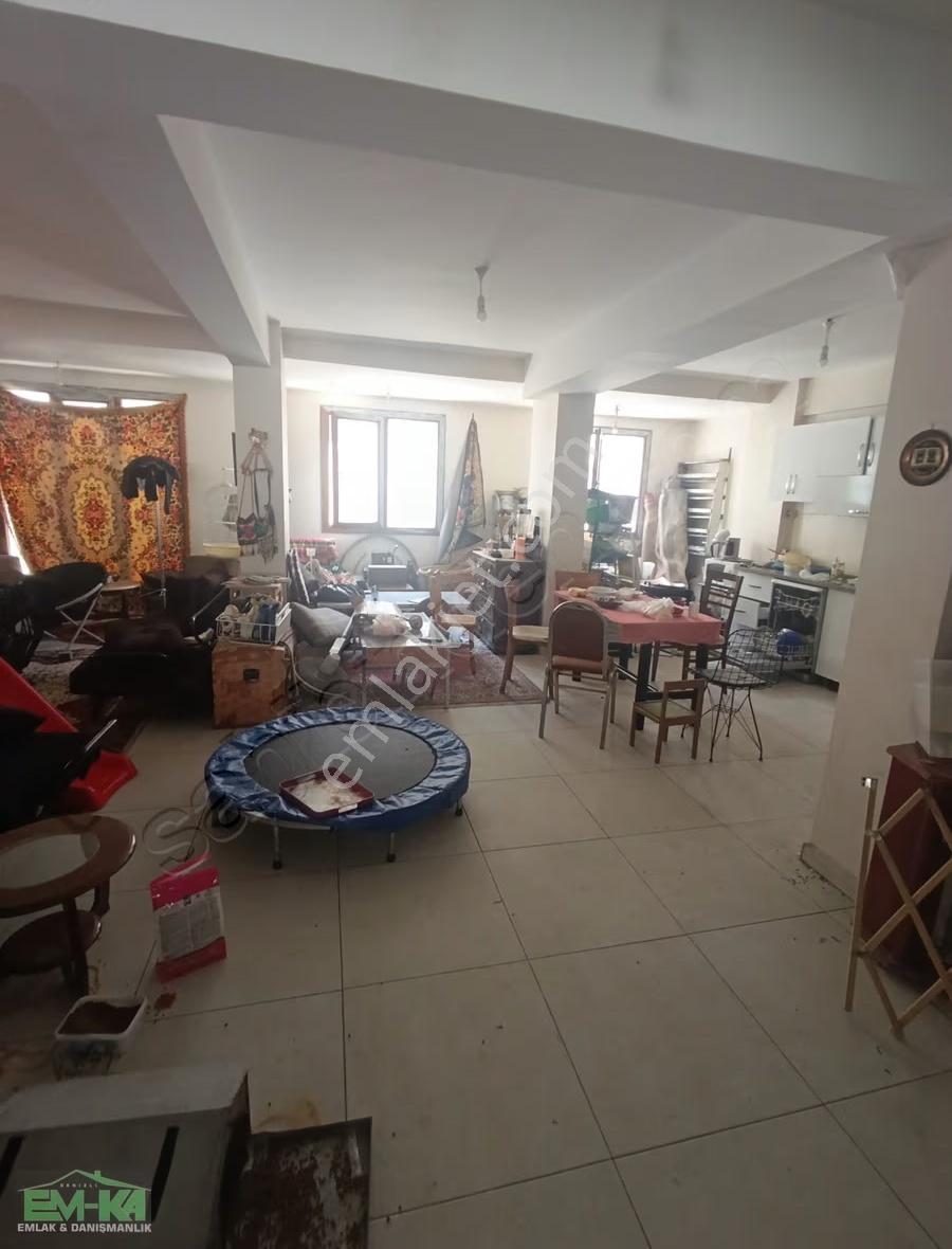 Kazım Kaynak Okuluna Bakan 420 M2 Dükkan - Görsel 2