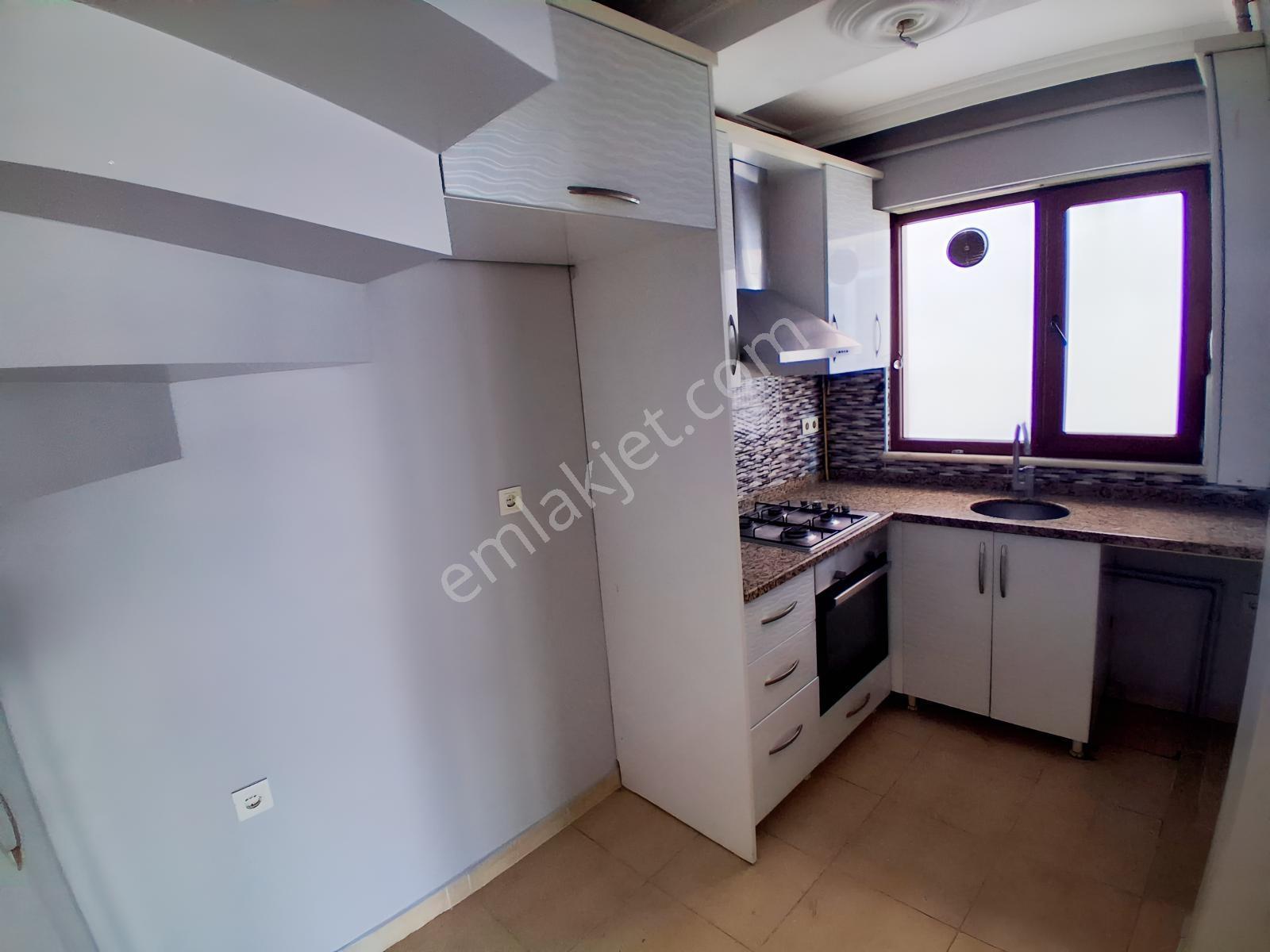 Satılık Eyüp Akşemsettin Serhat Sokakta 2+2 Dubleks 140 M² - Görsel 24