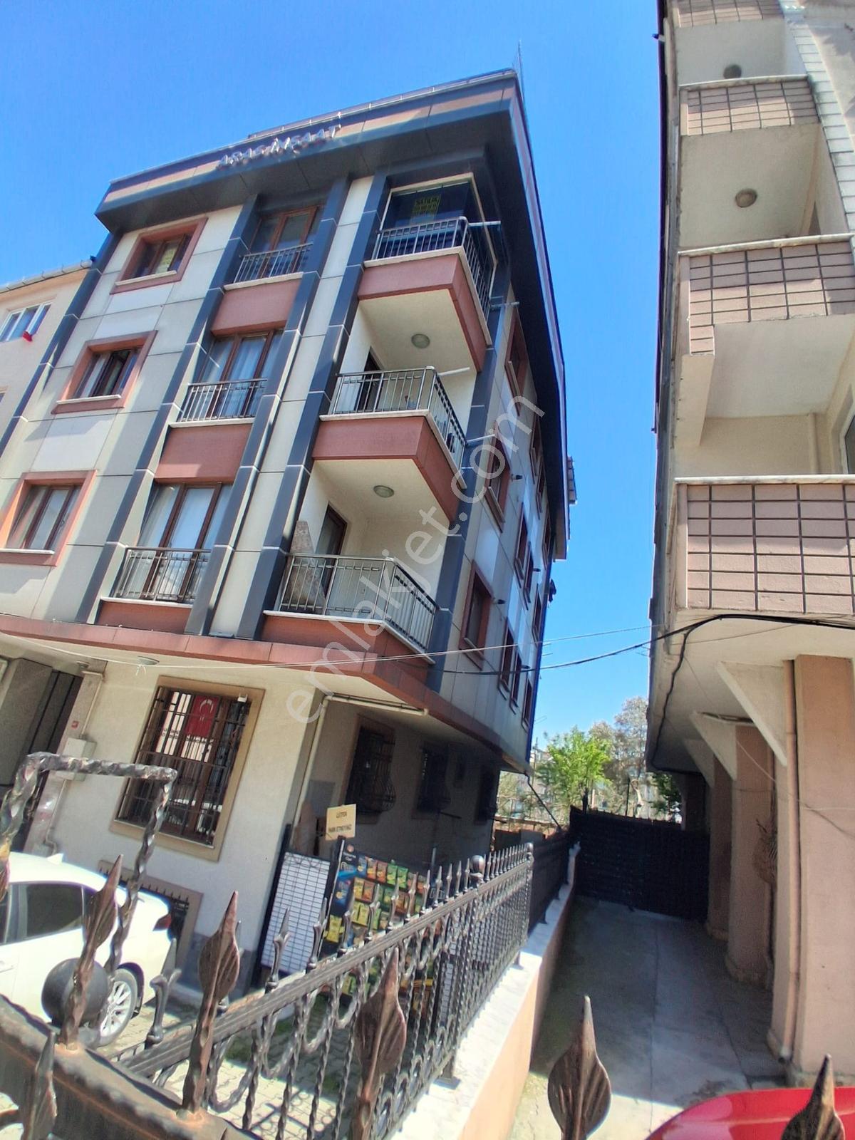 Satılık Eyüp Akşemsettin Serhat Sokakta 2+2 Dubleks 140 M² - Görsel 17