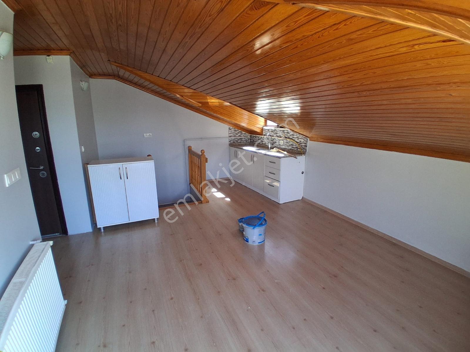 Satılık Eyüp Akşemsettin Serhat Sokakta 2+2 Dubleks 140 M² - Görsel 7